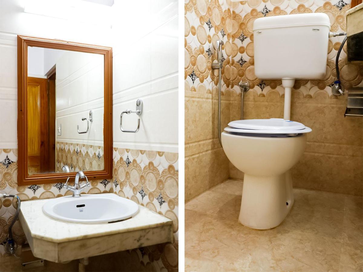 Hotel Nitesh Manāli Kültér fotó
